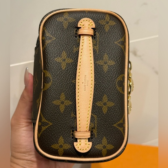 Louis Vuitton Nano Nice Monogram - Picture 4 of 15